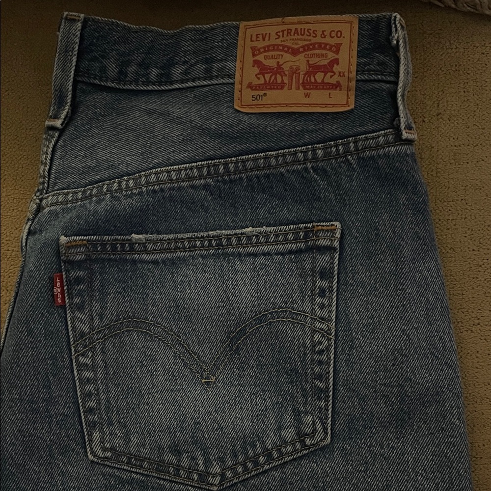 Levi's Relaxed Fit Denim Cut Off Shorts